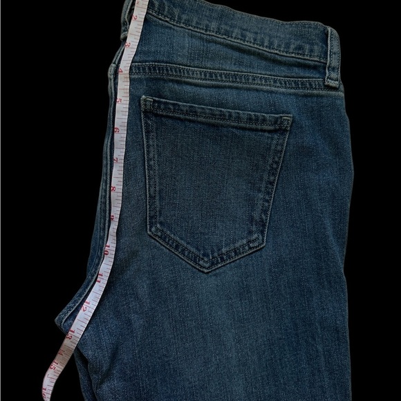 Old Navy tattered straight cut jeans - Picture 4 of 10